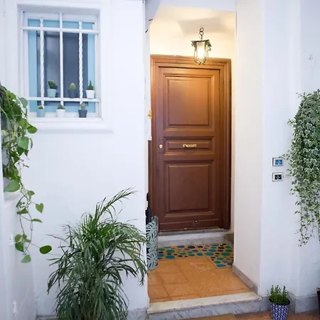 Private Modern Studio Paolina City Center-2